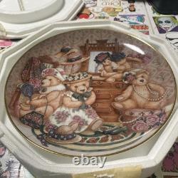 14X Franklin Mint Heirloom Teddy Bear Collectors Plates Lot With Stands 1990s