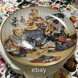 14X Franklin Mint Heirloom Teddy Bear Collectors Plates Lot With Stands 1990s