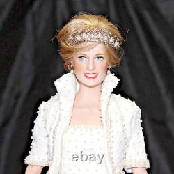 17 Diana Princess Of Wales Porcelain Portrait Doll by Franklin MintNo COA, NRFB