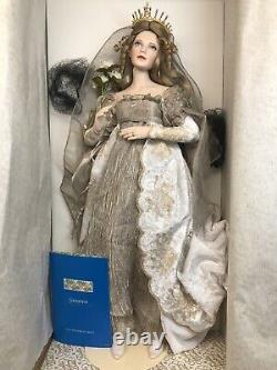 17 Franklin Mint Porcelain Doll Queen Guinevere BeautyCamelot Series MINT Box