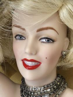 18.5 Franklin Mint Doll Marilyn Monroe Porcelain Gentlemen Prefer Blondes WithBox
