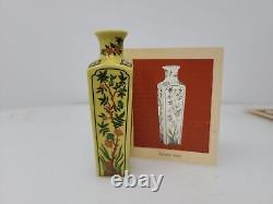 1981 Franklin Mint Porcelain Imperial Dynasty Mini Vase Complete 12 Japan Shelf