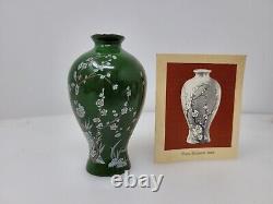 1981 Franklin Mint Porcelain Imperial Dynasty Mini Vase Complete 12 Japan Shelf