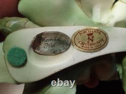 1985 Franklin Mint Porcelain Flower Set of 12 Capodimonte Italy with Display Stand