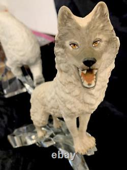 1988 Franklin Mint Cry of the North WOLF ON CRYSTAL ICE BASE