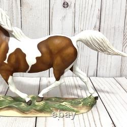1988 Franklin Mint Misty Of Chincoteague Pinto Horse Figurine Fine Porcelain