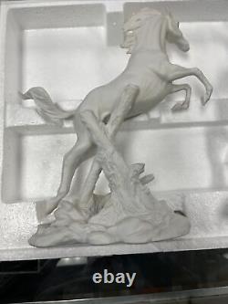 1988 Franklin Mint Porcelain Racing Stallions Horses By Edward D. Hart $