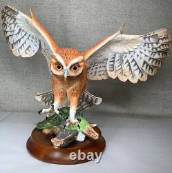 1990 Franklin Mint BIRD Sculpture THE SCREECH OWL with Base