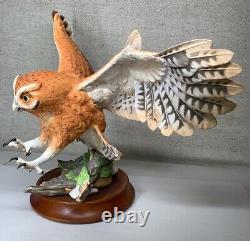 1990 Franklin Mint BIRD Sculpture THE SCREECH OWL with Base