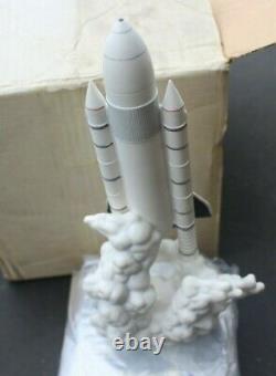 1990 Franklin Mint Space Society Columbia Space Shuttle Fine Porcelain Figurine