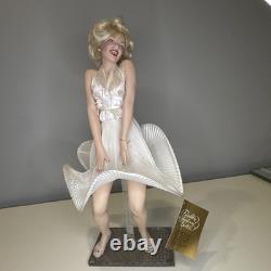 1991 Franklin Mint Marilyn Monroe Porcelain Doll Seven Year Itch