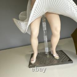 1991 Franklin Mint Marilyn Monroe Porcelain Doll Seven Year Itch