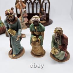 1992 Franklin Mint Nativity 12 Piece Porcelain Set With Creche The First Christmas