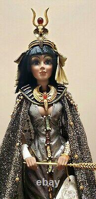 1997 Franklin Mint CLEOPATRA porcelain doll. 14 karat gold trim