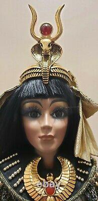 1997 Franklin Mint CLEOPATRA porcelain doll. 14 karat gold trim