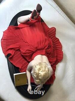 2002 Franklin Mint Forever Marilyn Monroe Porcelain Portrait Dress Doll & Stand