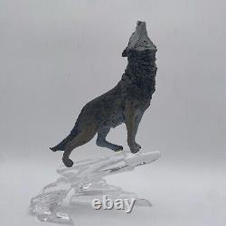 ALASKAN WOLF Porcelain Figurine Crystal Glacier Artist McMonigle FRANKLIN MINT