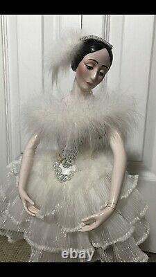 ANNA PAVLOVA Franklin Mint HeritageSwan Lake Porcelain 19 Inch Ballerina Doll
