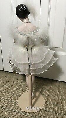 ANNA PAVLOVA Franklin Mint HeritageSwan Lake Porcelain 19 Inch Ballerina Doll