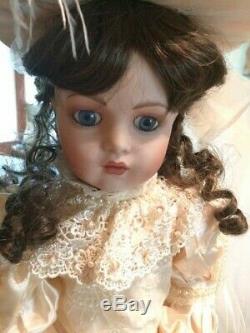 Be`be' Bru' Victorian Heirloom Bride Doll Franklin Mint