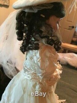 Be`be' Bru' Victorian Heirloom Bride Doll Franklin Mint