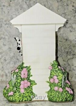 Carol Lawson THE QUEEN and HER COURT Figurine 9 Cats in a Gazebo Franklin Mint