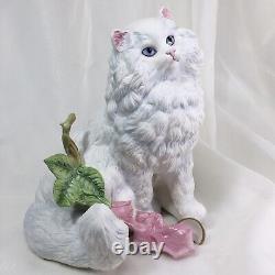 Cat Figurine Persian Franklin Porcelain Large Vintage 1992