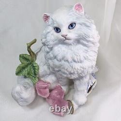 Cat Figurine Persian Franklin Porcelain Large Vintage 1992