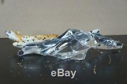 Cats of the World by Franklin Mint Porcelain Cheetah Figurine on Crystal Base