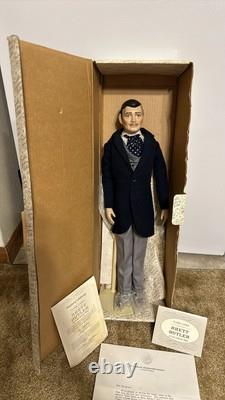Clark Gable as Rhett Butler Gone With the Wind Hand Painted Fine Porcelain 11in