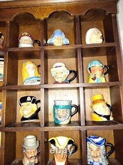 Complete Set 1983 Porcelain Peter Jackson Miniature Toby Mugs Curio Display Case