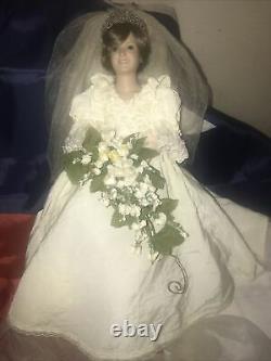 Danbury Mint Princess Diana Doll Porcelain Wedding/Bride Doll
