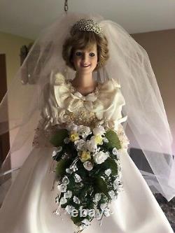 Danbury Mint Princess Diana porcelain/Wedding Dress doll