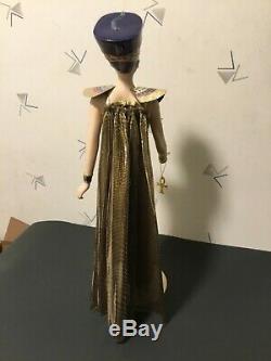 Egyptian Queen Nefertiti Franklin NEW in box Heirloom 23 Porcelain Doll