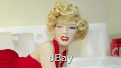 Estate Franklin Mint FOREVER, MARILYN MONROE Porcelain Portrait Doll NIB