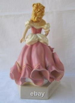 Exquisite Large Franklin Mint CINDERELLA Porcelain Figurine with Box and COA