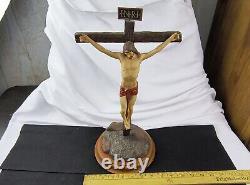 Exquisite Large Franklin Mint THE CRUCIFIXION Jesus Porcelain Figurine With Base