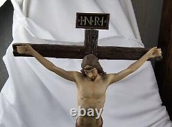 Exquisite Large Franklin Mint THE CRUCIFIXION Jesus Porcelain Figurine With Base