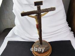 Exquisite Large Franklin Mint THE CRUCIFIXION Jesus Porcelain Figurine With Base