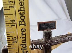 Exquisite Large Franklin Mint THE CRUCIFIXION Jesus Porcelain Figurine With Base