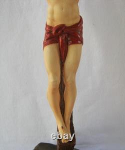 Exquisite Large Franklin Mint THE CRUCIFIXION Jesus Porcelain Figurine with Base