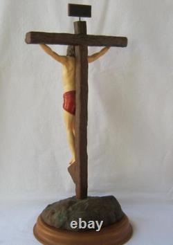 Exquisite Large Franklin Mint THE CRUCIFIXION Jesus Porcelain Figurine with Base