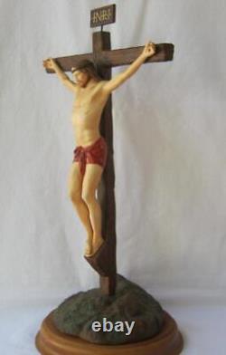 Exquisite Large Franklin Mint THE CRUCIFIXION Jesus Porcelain Figurine with Base