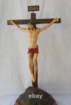 Exquisite Large Franklin Mint THE CRUCIFIXION Jesus Porcelain Figurine with Base