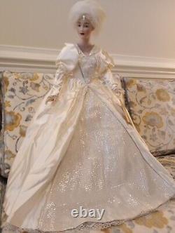 FM Heirloom Doll The Snow Queen Vintage, 1991, NIB