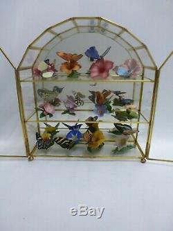 FRANKLIN MINT 12 Porcelain Butterflies of the World with Glass Center Display case