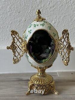 FRANKLIN MINT Faberge EMERALD ISLE Porcelain Egg Footed Irish Cross Gold Plated