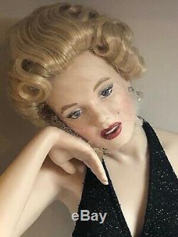 FRANKLIN MINT Porcelain Doll MARILYN MONROE Boxed