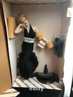 FRANKLIN MINT Porcelain Doll MARILYN MONROE Boxed