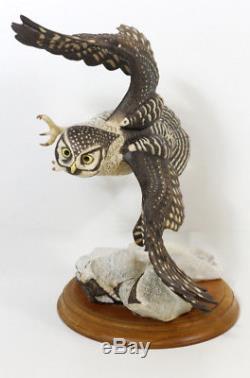 FRANKLIN MINT THE HAWK OWL PORCELAIN FIGURINE George McMonigle